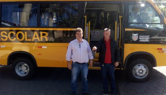 Rio Bonito - Cidade conquista mais um microônibus escolar adaptado